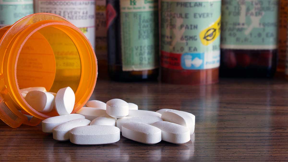 Prescription Drugs Abuse | Addiction Treatment | Northern Illinois
