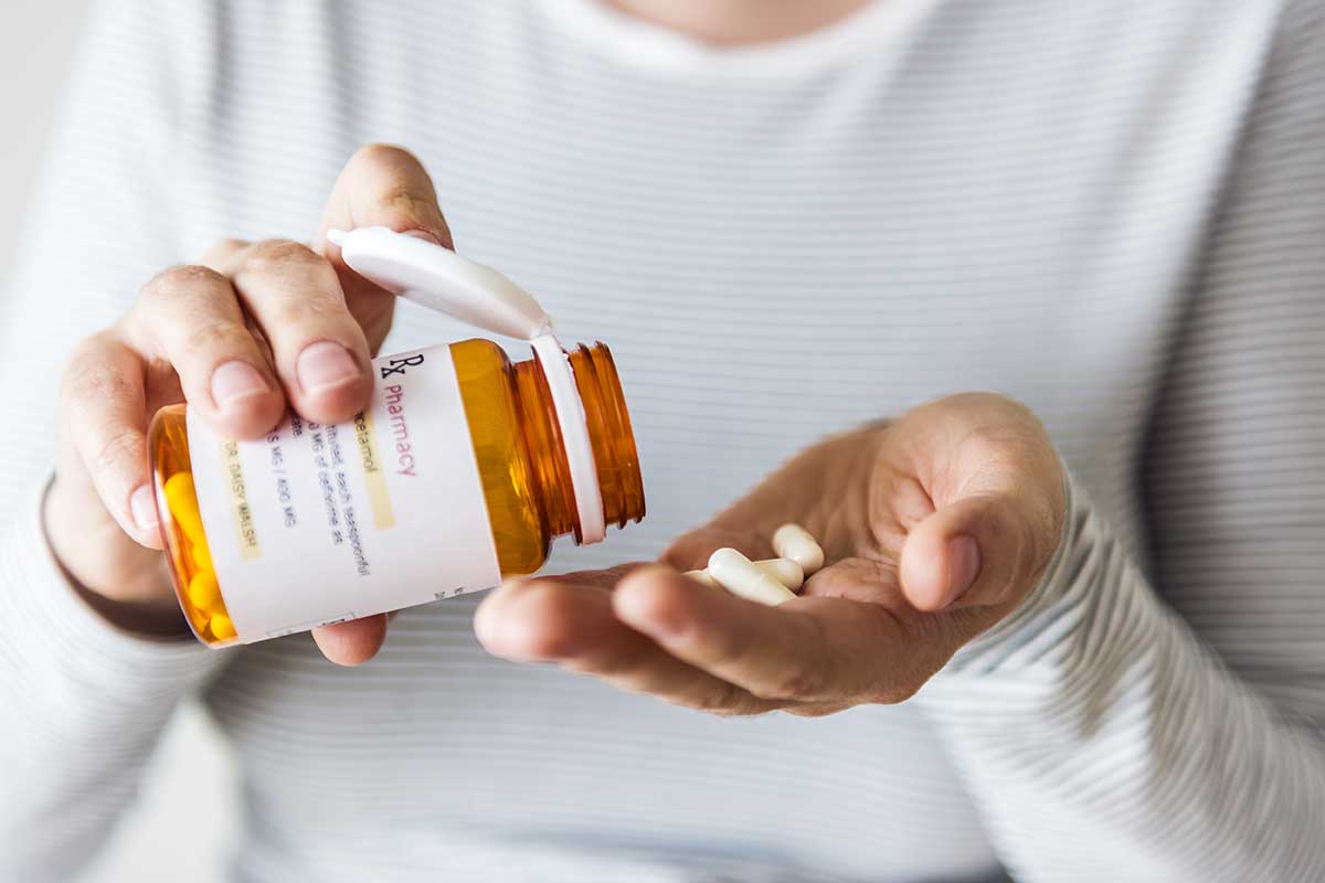 Commonly Abused Prescription Painkillers | Illinois Recovery